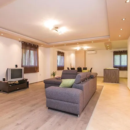 Holiday home Amazing In Labin With Outdoor Swimming Pool Drenje (Istria)