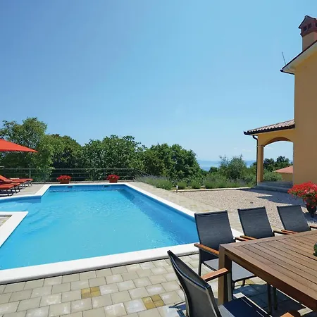 Amazing In Labin With Outdoor Swimming Pool Drenje (Istria)