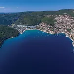 Casa de Férias 24 *